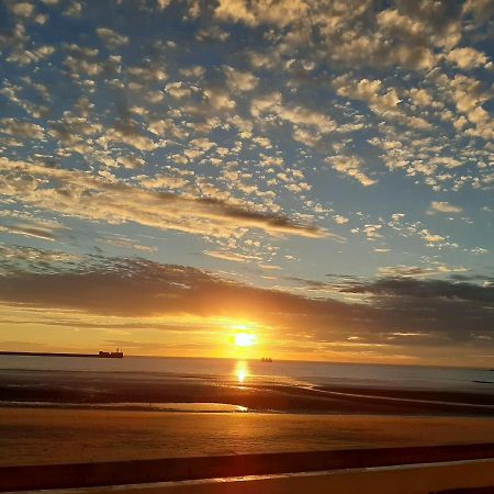 Superbe appartement avec terasse face à la mer Boulogne-sur-Mer Esterno foto